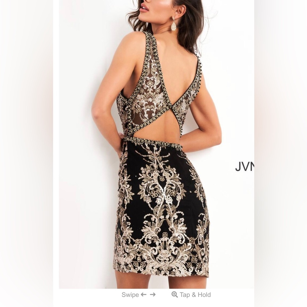 Junior prom dress